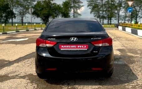 Hyundai Elantra V, 2013 год, 890 000 рублей, 5 фотография