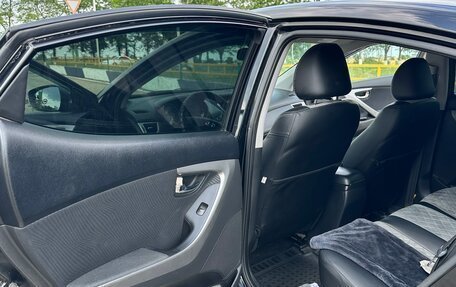 Hyundai Elantra V, 2013 год, 890 000 рублей, 17 фотография