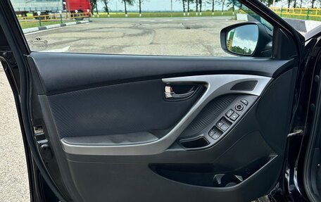 Hyundai Elantra V, 2013 год, 890 000 рублей, 12 фотография