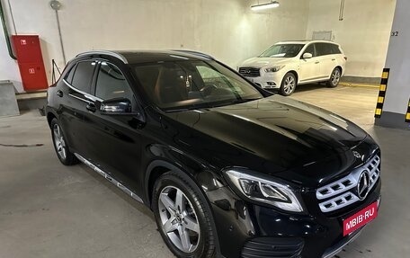 Mercedes-Benz GLA, 2019 год, 2 750 000 рублей, 3 фотография