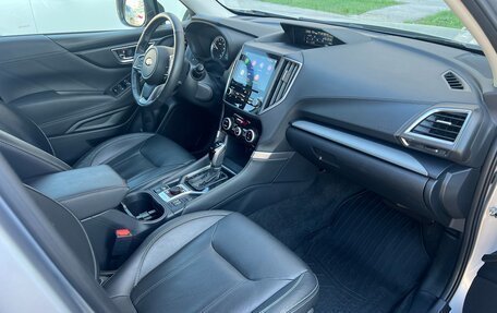 Subaru Forester, 2018 год, 2 745 000 рублей, 10 фотография