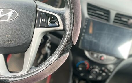 Hyundai Solaris II рестайлинг, 2014 год, 800 000 рублей, 2 фотография