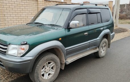 Toyota Land Cruiser Prado 90 рестайлинг, 1996 год, 1 050 000 рублей, 3 фотография