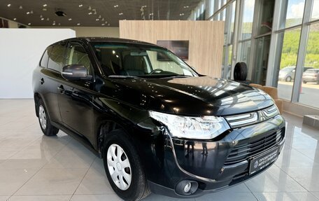 Mitsubishi Outlander III рестайлинг 3, 2012 год, 1 070 000 рублей, 7 фотография