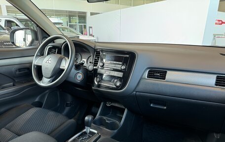 Mitsubishi Outlander III рестайлинг 3, 2012 год, 1 070 000 рублей, 25 фотография