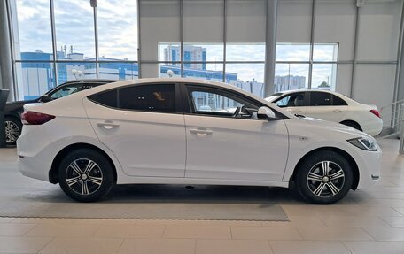 Hyundai Elantra VI рестайлинг, 2018 год, 1 497 000 рублей, 8 фотография