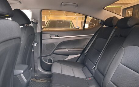 Hyundai Elantra VI рестайлинг, 2018 год, 1 497 000 рублей, 16 фотография