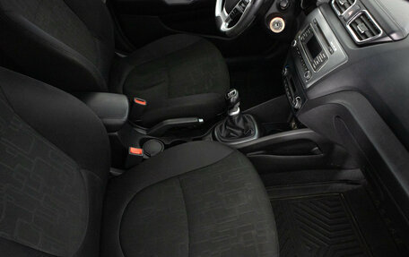 KIA Rio III рестайлинг, 2015 год, 999 000 рублей, 12 фотография