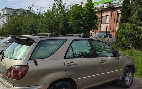 Lexus RX IV рестайлинг, 2000 год, 990 000 рублей, 6 фотография