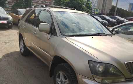 Lexus RX IV рестайлинг, 2000 год, 990 000 рублей, 10 фотография