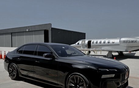 BMW 7 серия, 2023 год, 13 000 000 рублей, 2 фотография