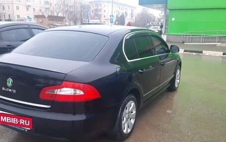 Skoda Superb III рестайлинг, 2011 год, 1 000 000 рублей, 3 фотография