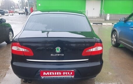 Skoda Superb III рестайлинг, 2011 год, 1 000 000 рублей, 4 фотография