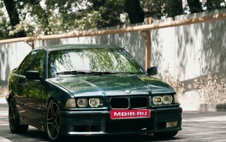 BMW 3 серия, 1992 год, 500 000 рублей, 2 фотография