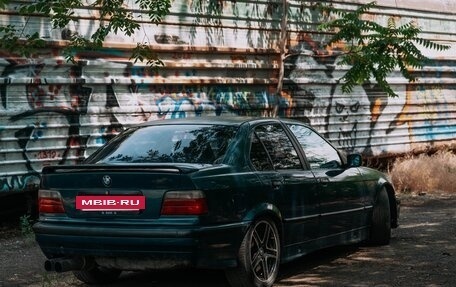 BMW 3 серия, 1992 год, 500 000 рублей, 11 фотография