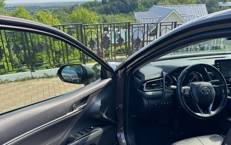 Toyota Camry, 2021 год, 2 750 000 рублей, 9 фотография