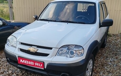 Chevrolet Niva I рестайлинг, 2014 год, 740 000 рублей, 1 фотография