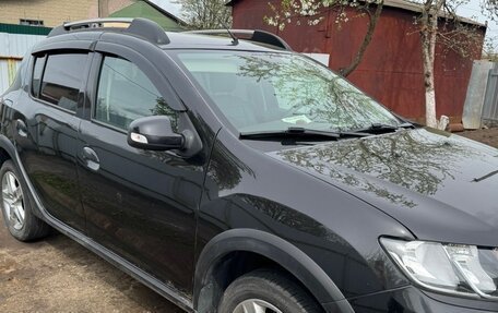Renault Sandero II рестайлинг, 2017 год, 965 000 рублей, 2 фотография