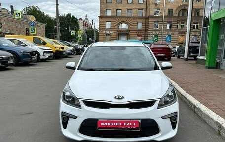 KIA Rio IV, 2019 год, 1 425 000 рублей, 2 фотография