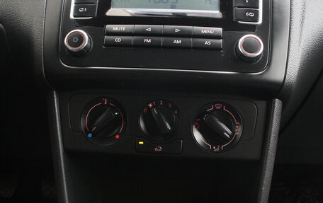 Volkswagen Polo VI (EU Market), 2012 год, 570 000 рублей, 16 фотография