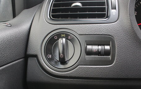 Volkswagen Polo VI (EU Market), 2012 год, 570 000 рублей, 22 фотография
