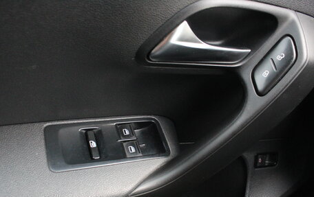Volkswagen Polo VI (EU Market), 2012 год, 570 000 рублей, 21 фотография