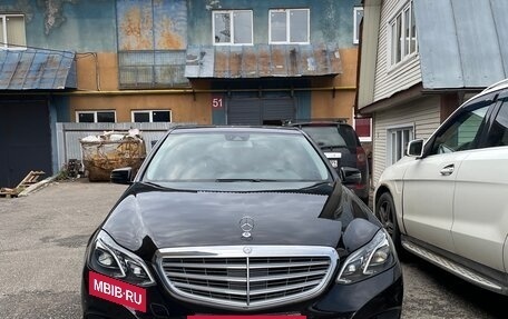 Mercedes-Benz E-Класс, 2013 год, 2 300 000 рублей, 2 фотография