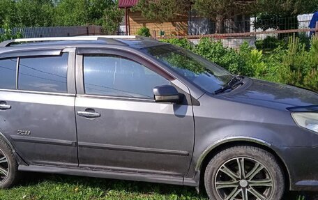 Geely MK Cross I, 2013 год, 250 000 рублей, 2 фотография