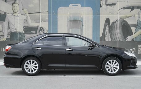 Toyota Camry, 2017 год, 2 730 000 рублей, 5 фотография