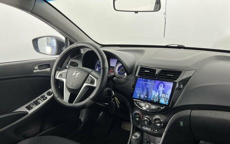 Hyundai Solaris II рестайлинг, 2013 год, 980 000 рублей, 14 фотография