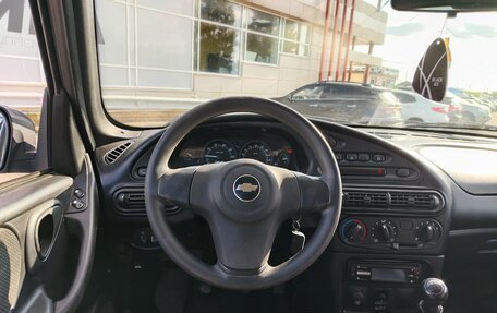 Chevrolet Niva I рестайлинг, 2017 год, 655 000 рублей, 7 фотография