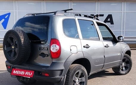 Chevrolet Niva I рестайлинг, 2017 год, 655 000 рублей, 2 фотография