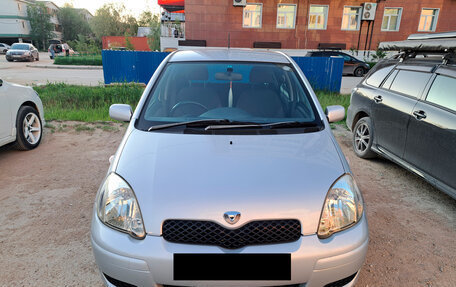 Toyota Vitz, 2003 год, 450 000 рублей, 1 фотография