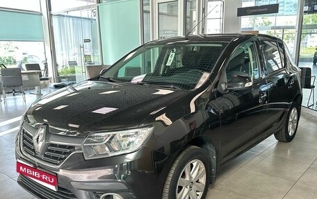 Renault Sandero II рестайлинг, 2018 год, 759 000 рублей, 1 фотография