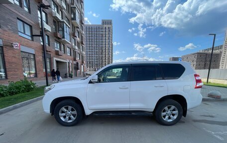 Toyota Land Cruiser Prado 150 рестайлинг 2, 2015 год, 3 400 000 рублей, 2 фотография