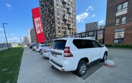 Toyota Land Cruiser Prado 150 рестайлинг 2, 2015 год, 3 400 000 рублей, 9 фотография