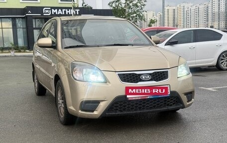 KIA Rio II, 2011 год, 750 000 рублей, 6 фотография