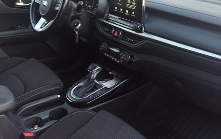 KIA Cerato IV, 2018 год, 1 900 000 рублей, 3 фотография