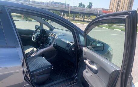 Toyota Auris II, 2007 год, 700 000 рублей, 9 фотография