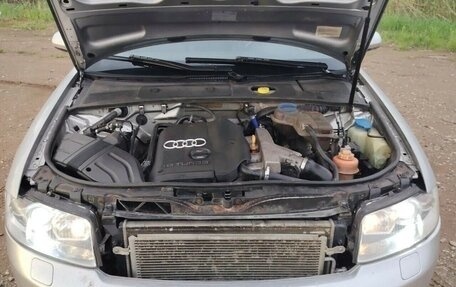 Audi A4, 2002 год, 700 000 рублей, 5 фотография