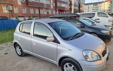 Toyota Vitz, 2003 год, 450 000 рублей, 3 фотография