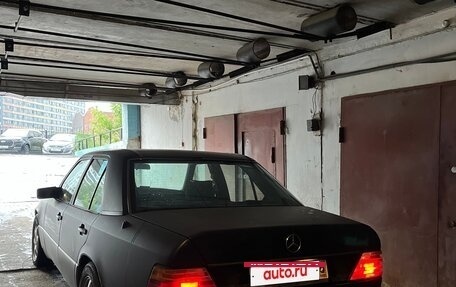 Mercedes-Benz W124, 1989 год, 360 000 рублей, 2 фотография