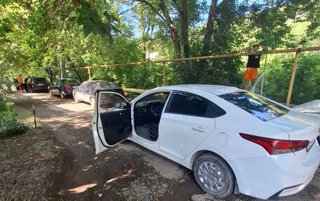 Hyundai Solaris II рестайлинг, 2017 год, 700 000 рублей, 5 фотография