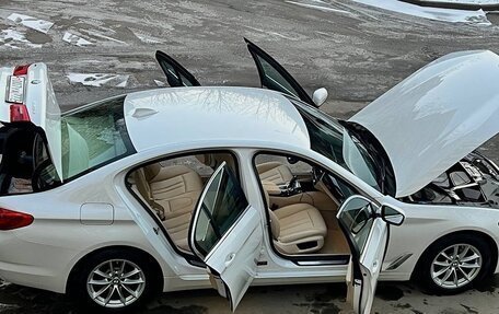 BMW 5 серия, 2019 год, 3 450 000 рублей, 3 фотография
