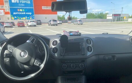 Volkswagen Tiguan I, 2015 год, 1 990 000 рублей, 10 фотография