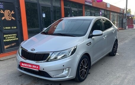 KIA Rio III рестайлинг, 2014 год, 1 030 000 рублей, 1 фотография