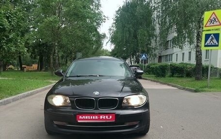 BMW 1 серия, 2010 год, 540 000 рублей, 1 фотография