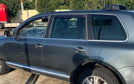 Volkswagen Touareg III, 2005 год, 810 000 рублей, 2 фотография