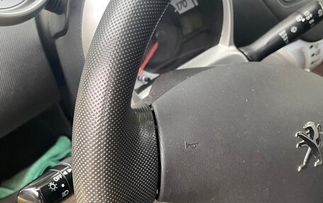 Peugeot 107 I рестайлинг, 2012 год, 650 000 рублей, 8 фотография