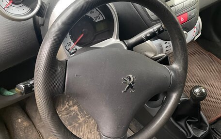 Peugeot 107 I рестайлинг, 2012 год, 650 000 рублей, 11 фотография